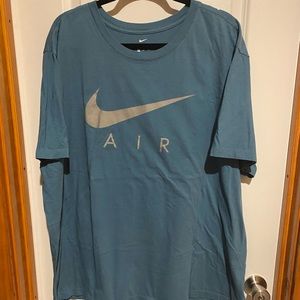 Men’s Nike Shirt